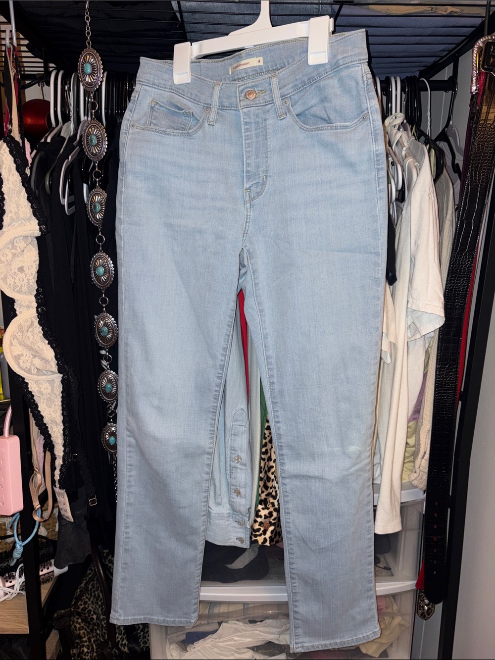 Levi's Light Wash Women's Straight Leg Jeans